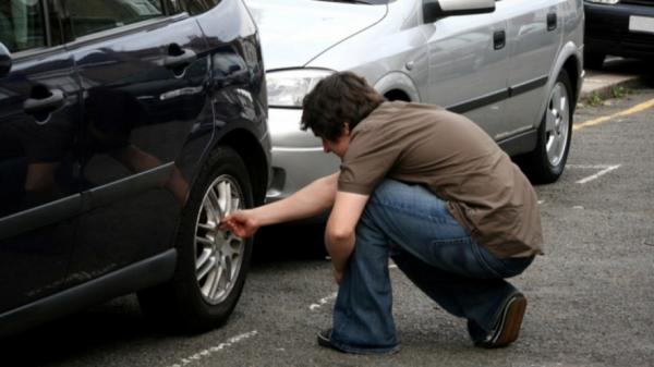 أسباب تؤدي إلى انفجار إطار السيارة فجأة.. إنتبه منها