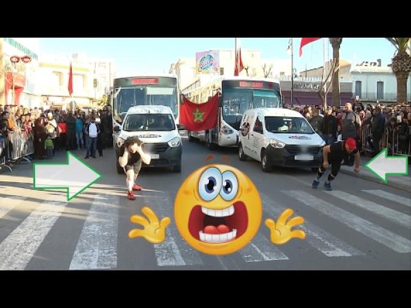 بطلان مغربيان في رياضة التحدي يمتعان ساكنة وجدة بعروضهم الرائعة