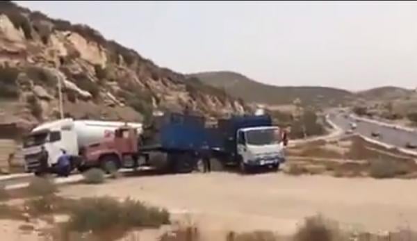 أكادير  : اصطدام قوي بين شاحنة كبيرة محملة بالبوتان و أخرى بالوقود