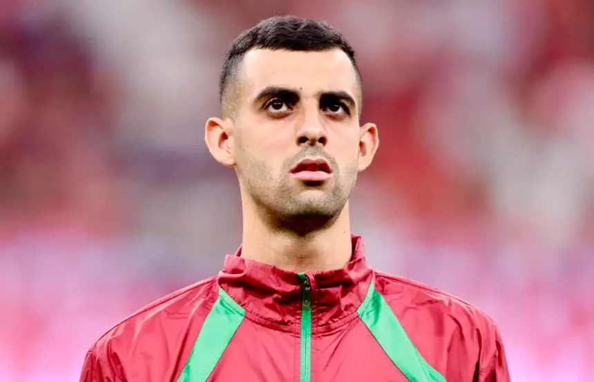 الركراكي يوجه الدعوة لبديل رومان سايس