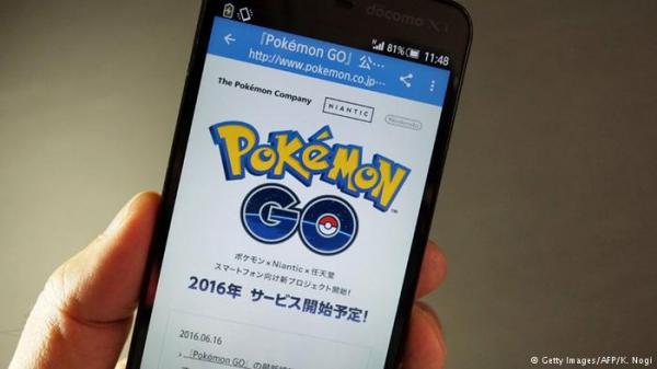 أطفال سوريون ينشرون صورهم مع البوكيمون طلبا للمساعدة