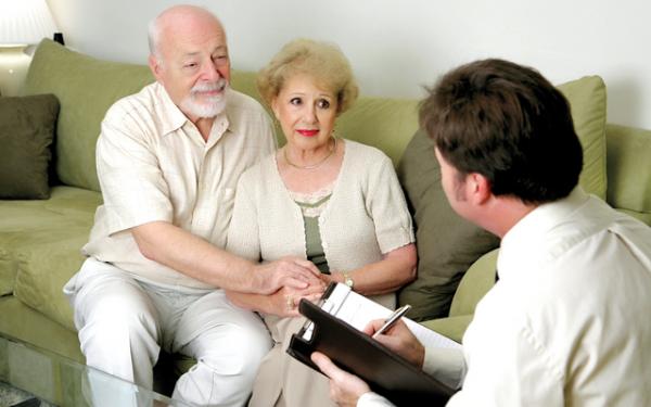 بروتين في العين يكشف «الزهايمر»