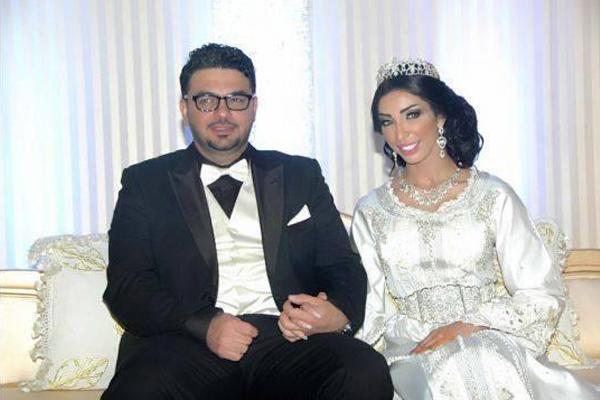 دنيا باطمة و محمد الترك يتزوجان للمرة الثانية .. وأمه تتهم الفنانة المغربية بالسحر