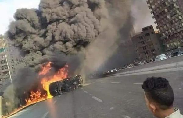 إصابة شخصين وتفحم 7 سيارات جراء حادث على الطريق الدائري بالقاهرة