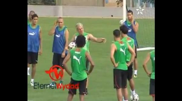 وصول المحترفين و تداريب الأسود بالسينغال