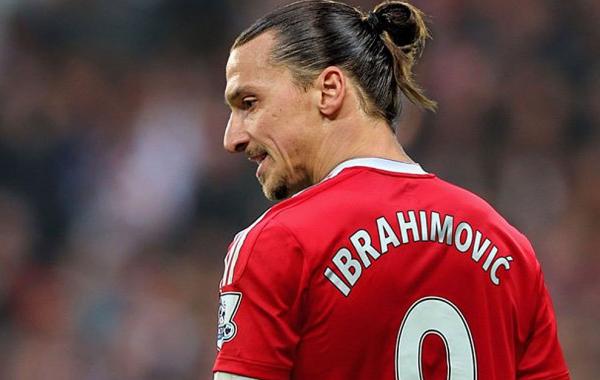 أبطال اوروبا: ابراهيموفيتش أول لاعب يدافع عن ألوان سبعة أندية مختلفة