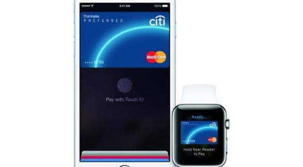 أبل تُجهز لخدمة منافسة لـ"باي بال" لتحويل الأموال