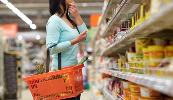 الأسعار "تَلسع" المغاربة مجددًا.. الخراطي لـ"أخبارنا": السوق تَعيش فوضى عارمة.. والتبرير بالتقلبات الدولية غير كافٍ