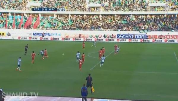 معلق بي ان سبورت : ماذا أصاب لاعبي الرجاء و الوداد وكأنهم متفقين على التعادل !