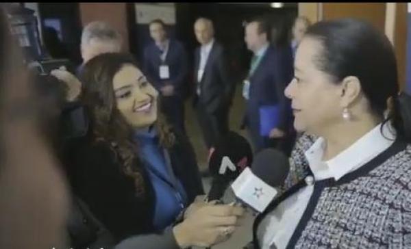 فيديو : مريم بنصالح رئيسة الباطرونا ما بغاش تخرج ليها البرتغال وقالت برتقال