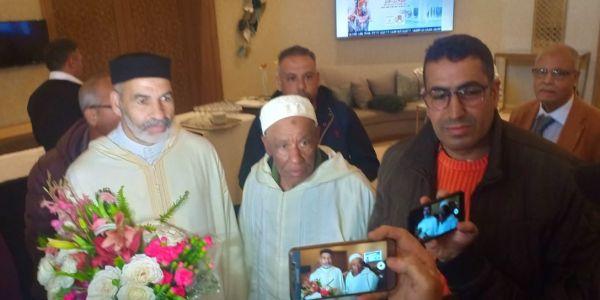 بالفيديو:جريدة تتهم "عويطة" بالكذب وادعاء تعرضه للإبتزاز