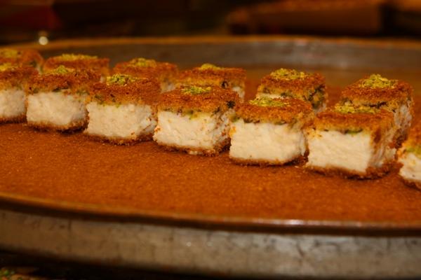 حلوى مشرقية لذيذة