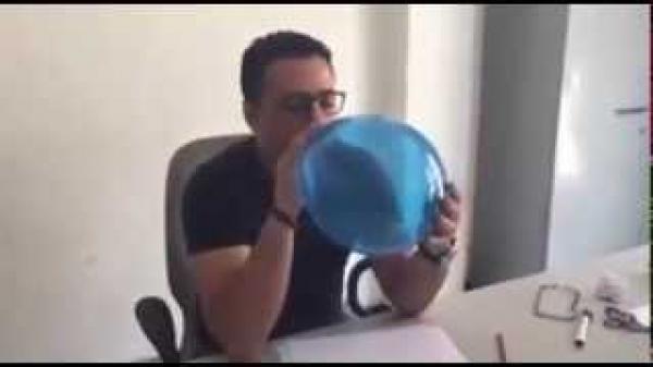 رشيد شو كيجرب '' الميكة '' قبل التصوير