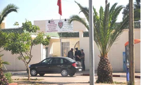 أمنيون يسوقون عربات كارو في مهمة سرية !!