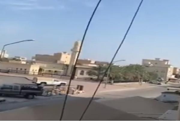 ‏نهاية أذان صلاة العصر اليوم في ⁧‫الكويت: صلوا في بيوتكم