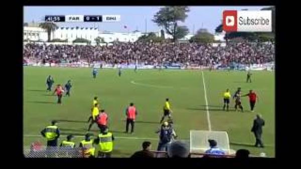 شغب وفوضى عند اقتحام جماهير الجيش الملكي للملعب
