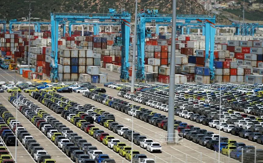 أزمة في قطاع السيارات بالمغرب.. تراجع مقلق في الصادرات وخلافات دولية تهدد الاستثمارات!