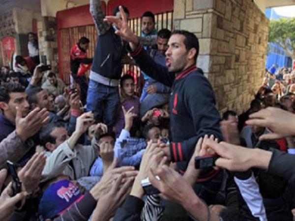 أبو تريكة:رفضت لقاء المشير و المجلس العسكري شريك في الجريمة