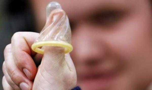 العثور على عوازل طبية في بطن مغربي بتركيا