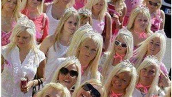 البروفيسور ستيفن هوكنج : النساء هن اللغز الأكثر إثارة في العالم