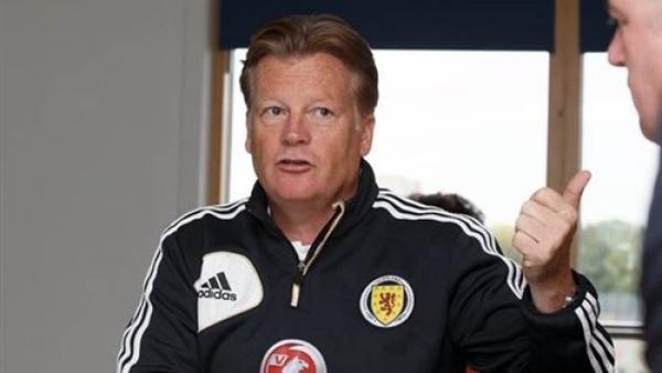 مدرب الأولمبي المغربي يستعين برباعي المنتخب الأول