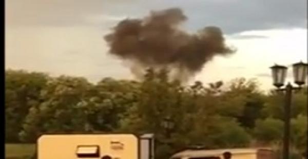 لحظة سقوط طائرة اثناء عرض جوي في تامبوف