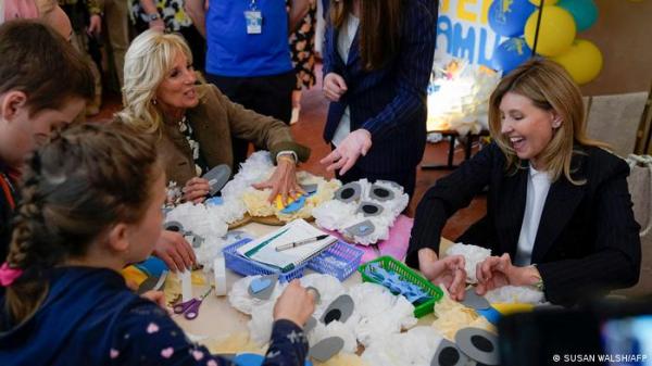 زوجة بايدن تزور أوكرانيا بشكل مفاجئ!