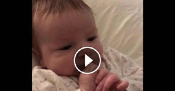 بالفيديو.. مليون مشاهدة لرضيع عمره شهرين يقول «HELLO»