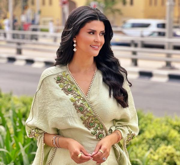 الفنانة "سلمى رشيد" تتخذ قرارا مفاجئا يهم مسارها المهني