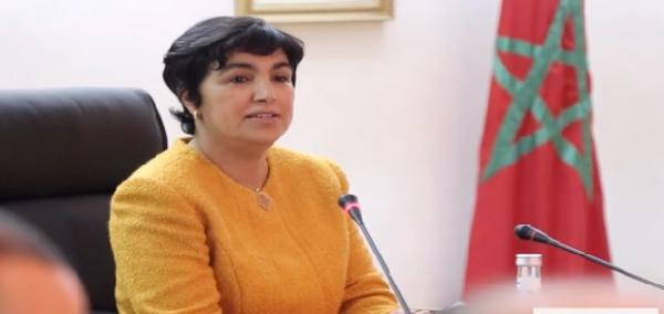 الإبداع في الاختلاس...هكذا يقوم مسؤولون كبار بالداخلية بالتلاعب ببونات المازوط لحسابهم الشخصي