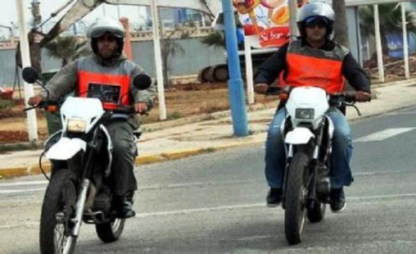 هكذا اعتقلت فرقة "الصقور" مروجين للمخدرات وحبوب الهلوسة يستعملان دراجة نارية