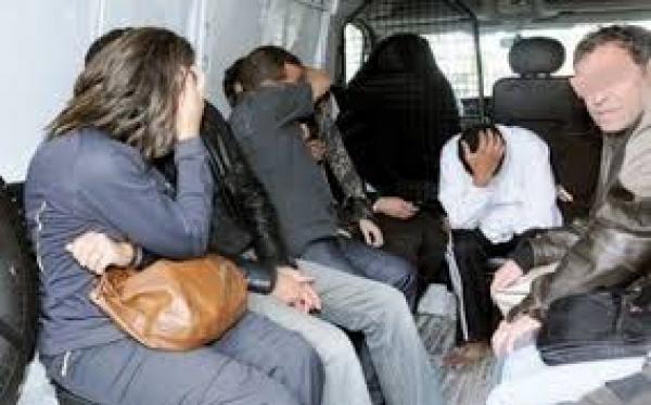 أكادير : ضبط مومسات رفقة خليجيين في احدى شقق الدعارة بحي الشرف