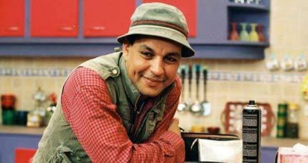 مقربون من الفنان عبد الله ديدان يكشفون رواية ثانية لواقعة اعتدائه بالضرب على نادل مطعم بالرباط