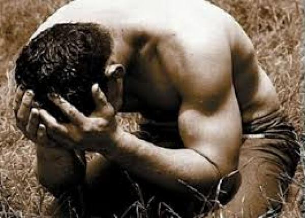 خطير .. اعتقال أفراد عصابة تغتصب الرجال أمام كاميرات بالدارالبيضاء