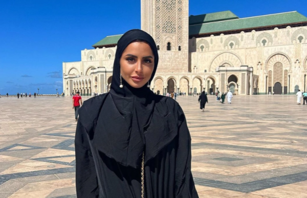 المغربية الأصل "مارين الحيمر" نجمة تلفزيون الواقع في فرنسا تعلن إسلامها