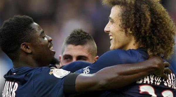 الشرطة الفرنسية تحتجز مدافع سان جيرمان