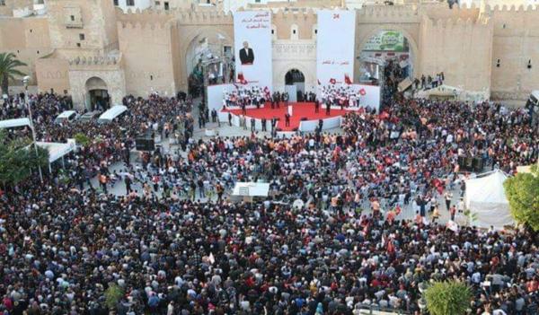 "الأوديتي": المنظمة التونسية للشغل نددت بقرار قيس سعيد وقدم رئيسها اعتذارا  للشعب المغربي