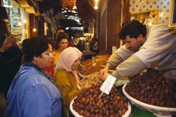 الداخلية تحضر لضمان تتبع أسعار المواد وجودة المنتوجات الغذائية برمضان المقبل