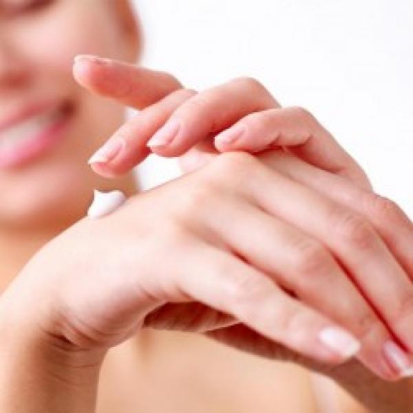 قناع رائع لليدين والرجلين