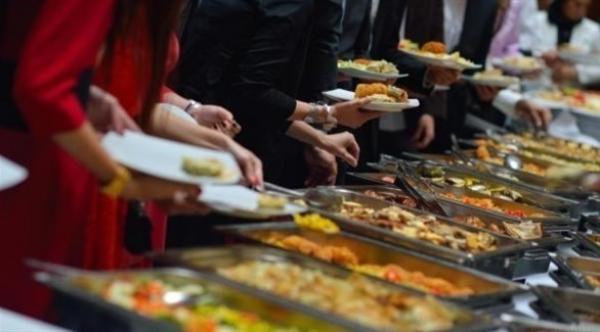 البوفيه المفتوح من أسهل طرق نشر فيروس كورونا