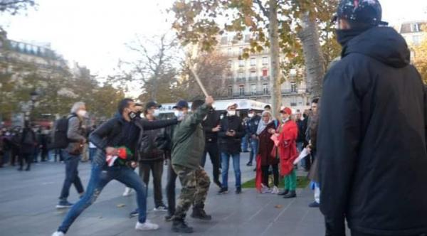 القضاء الفرنسي يلاحق مرتزقة البوليساريو بعد اعتدائهم على وقفة الجالية المغربية في باريس