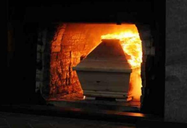 عاجل..القضاء الفرنسي يتحدى حكومة "العثماني" ويقرر إحراق جثة مغربي بعد ساعات من الآن