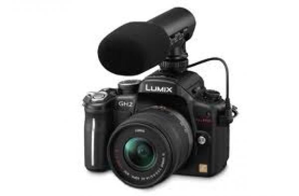 \"باناسونيك\" تطلق الكاميرا الرقمية بتقنية ثلاثية الأبعاد