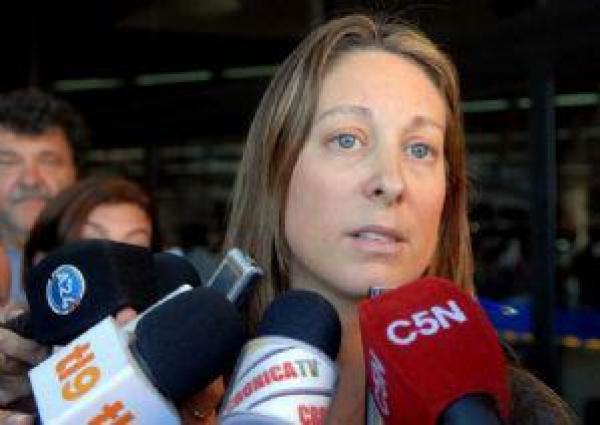 أرجنتينية ناجية من غرق كوستا كونكورديا تعثر على هاتفها المسروق في الدار البيضاء  