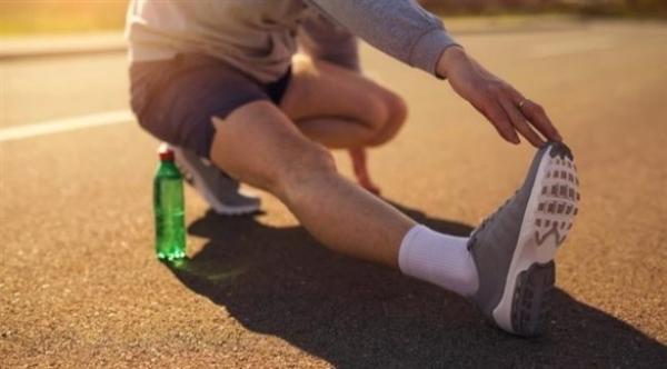 هل طقطقة المفاصل مشكلة تتطلب العلاج؟