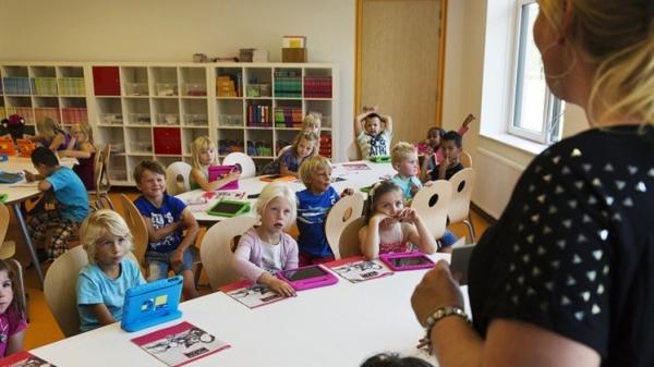 الدنمارك تدرج الرسوم المسيئة للنبي (ص) في مناهجها التعليمية