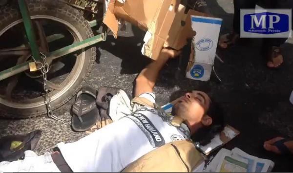 "مول الهندية " الذي يقول أن عون سلطة كبله بالسلاسل بالمحمدية يجد نفسه في ورطة حقيقية