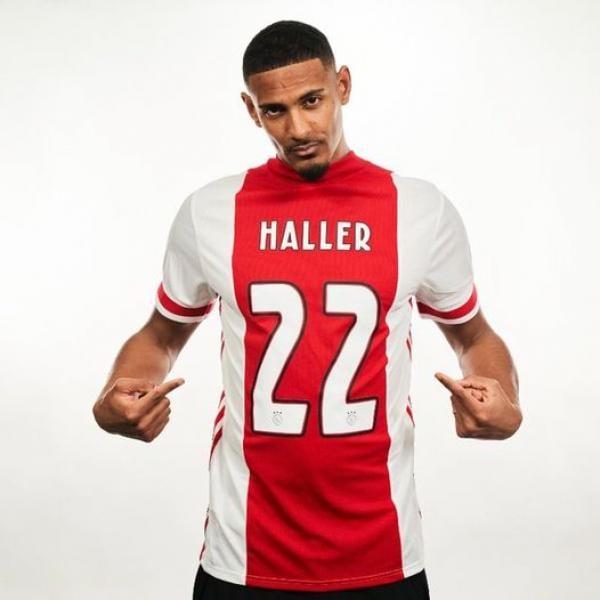 دورتموند يقترب من التعاقد مع الدولي الايفواري سيباستيان هالر