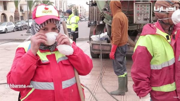 هكذا تتم عملية تعقيم الساحات العمومية