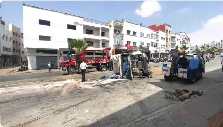 حادثة سير مروعة بالحي الحسني تخلف أكثر من 15 مصاباً وتثير مطالب بتقييد حركة الشاحنات(فيديو)